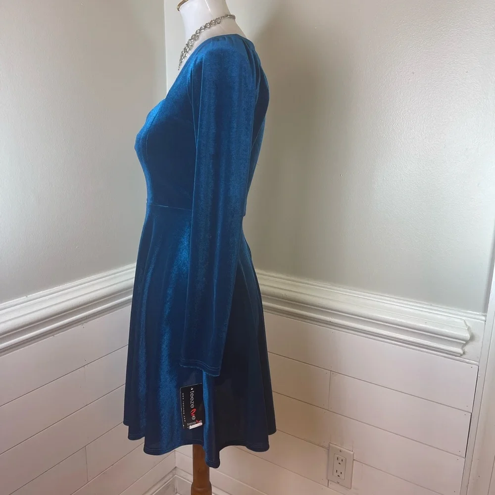 Teeze Me Crushed Velvet Dress 5 (jr) FREE SHIP - Picture 2 of 4